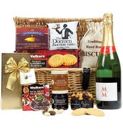 Bountiful Treats Gift Basket
